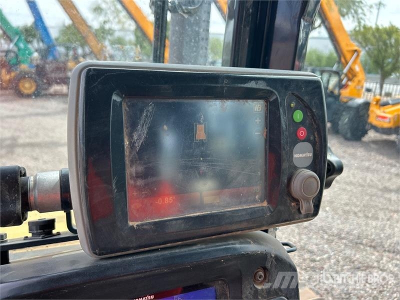 Komatsu D61PX Гусеничные бульдозеры