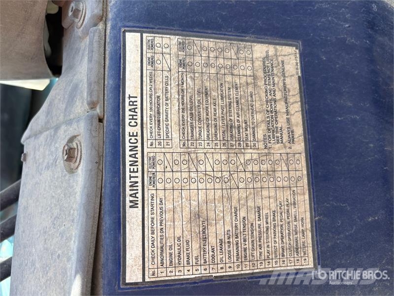 Komatsu FG30C-12 6000 lb Forklift Empilhadores - Outros