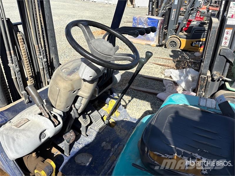 Komatsu FG30C-12 6000 lb Forklift Empilhadores - Outros