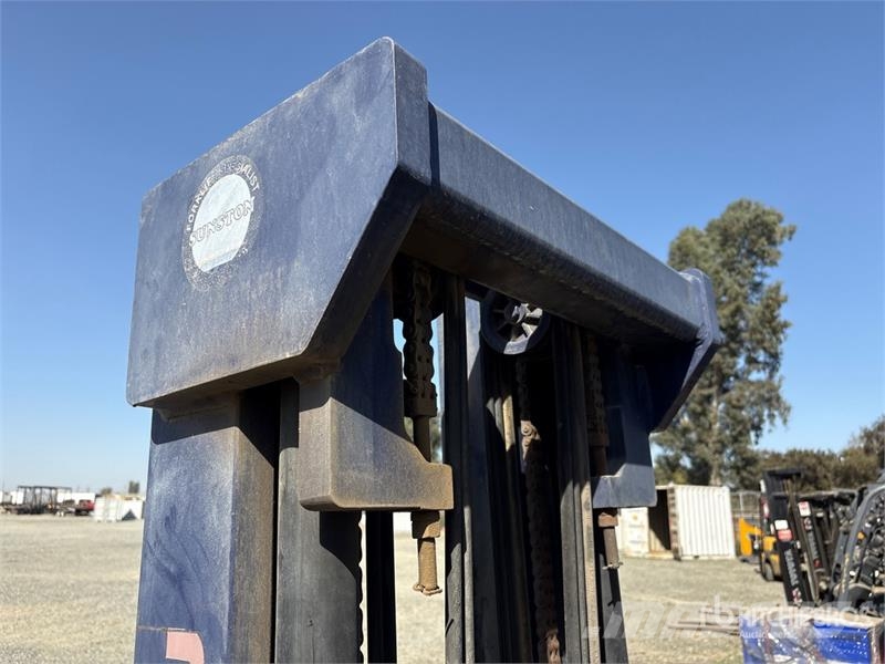 Komatsu FG30C-12 6000 lb Forklift Empilhadores - Outros