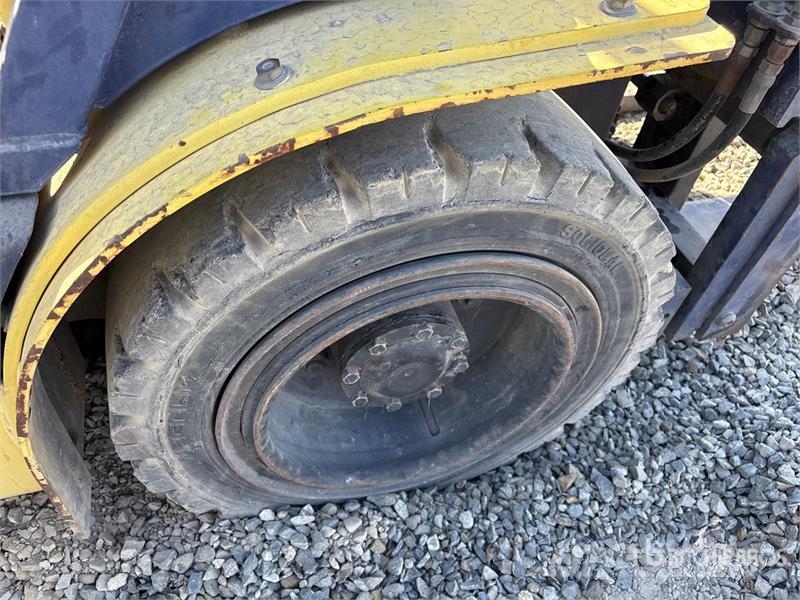 Komatsu FG30C-12 6000 lb Forklift Empilhadores - Outros