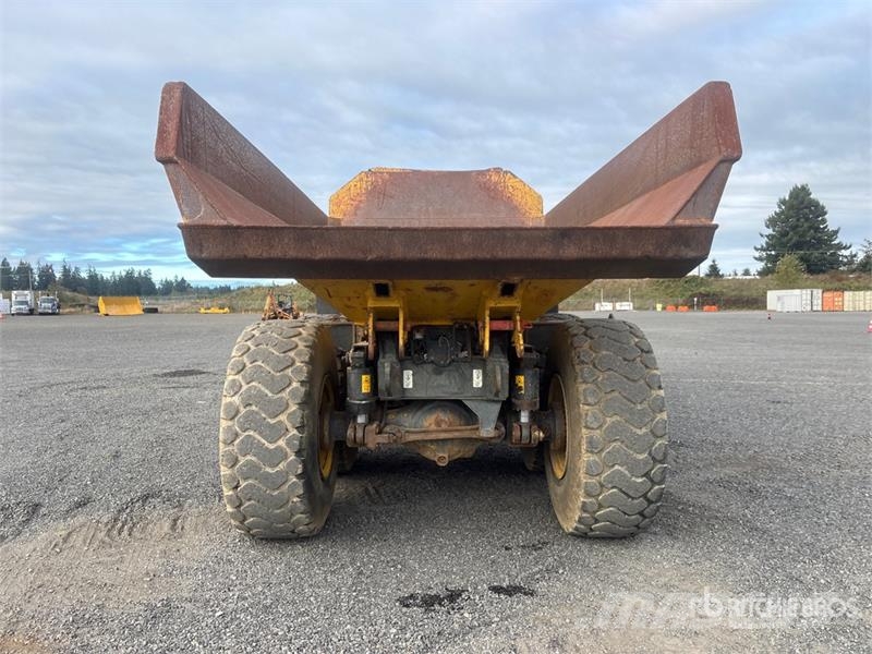 Komatsu HM300-2 Articulated Dump Truck Zglobni damperi