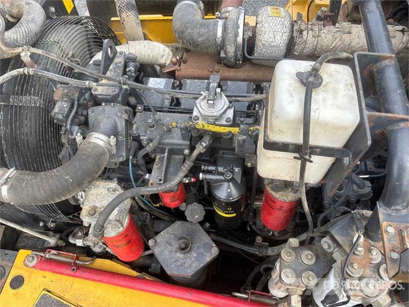 Komatsu HM300-2 Articulated Dump Truck Zglobni damperi