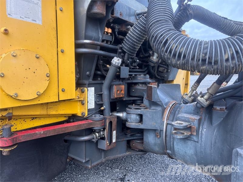 Komatsu HM300-2 Articulated Dump Truck Zglobni damperi
