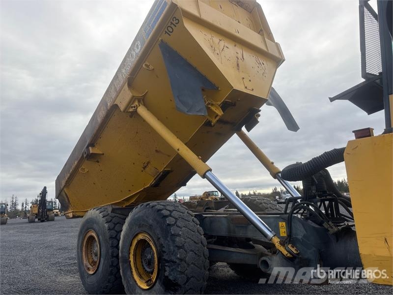 Komatsu HM300-2 Articulated Dump Truck Zglobni damperi