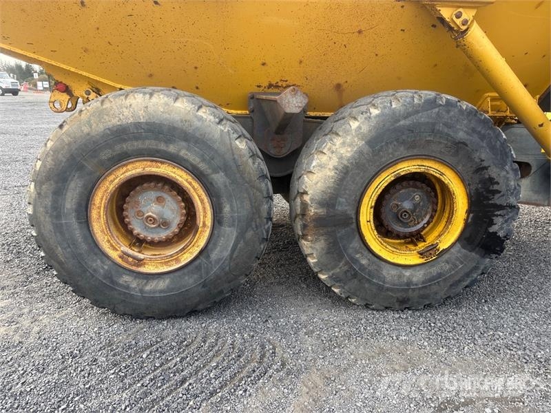 Komatsu HM300-2 Articulated Dump Truck Zglobni damperi