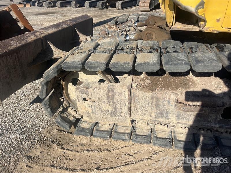 Komatsu PC138LC-10 حفارات زحافة