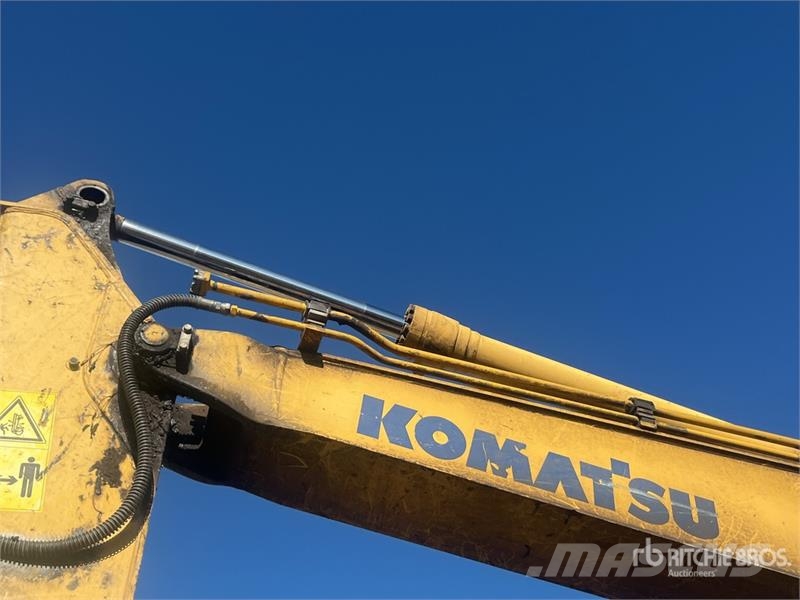 Komatsu PC138LC-10 حفارات زحافة