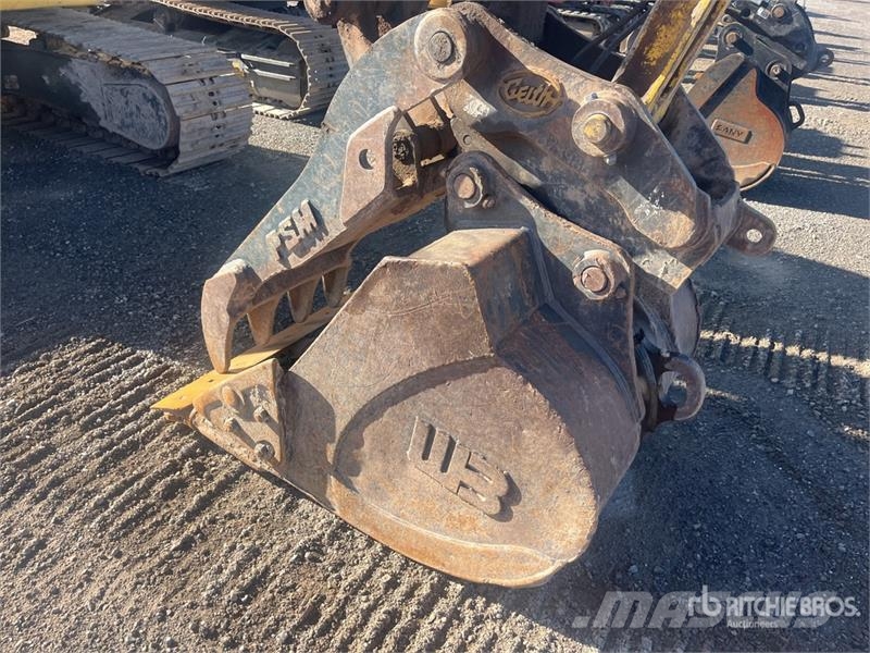 Komatsu PC138USLC-10 Tracked Excavator Paletli ekskavatörler