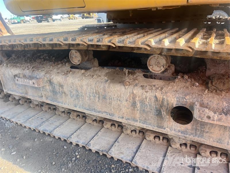 Komatsu PC138USLC-10 Tracked Excavator Paletli ekskavatörler