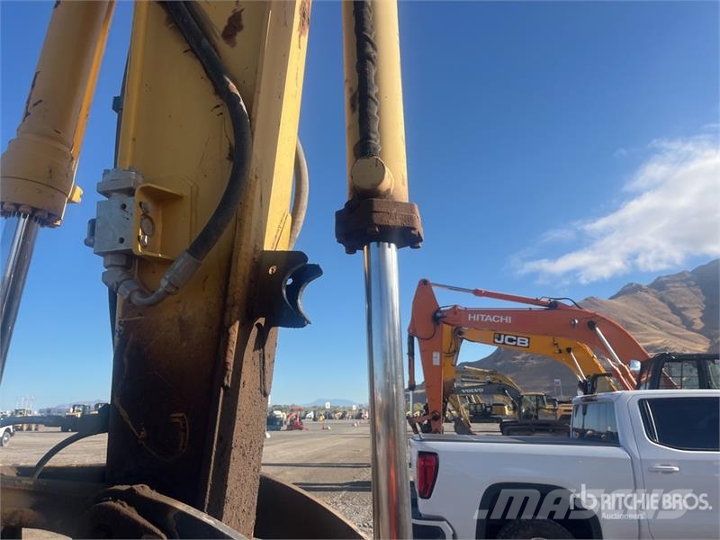 Komatsu PC138USLC-10 Tracked Excavator Paletli ekskavatörler