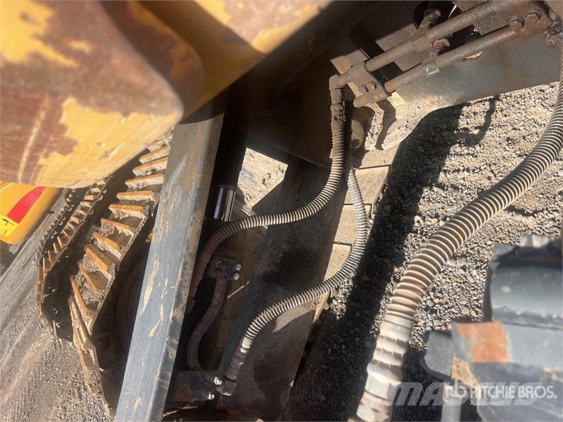 Komatsu PC138USLC-10 Tracked Excavator Paletli ekskavatörler