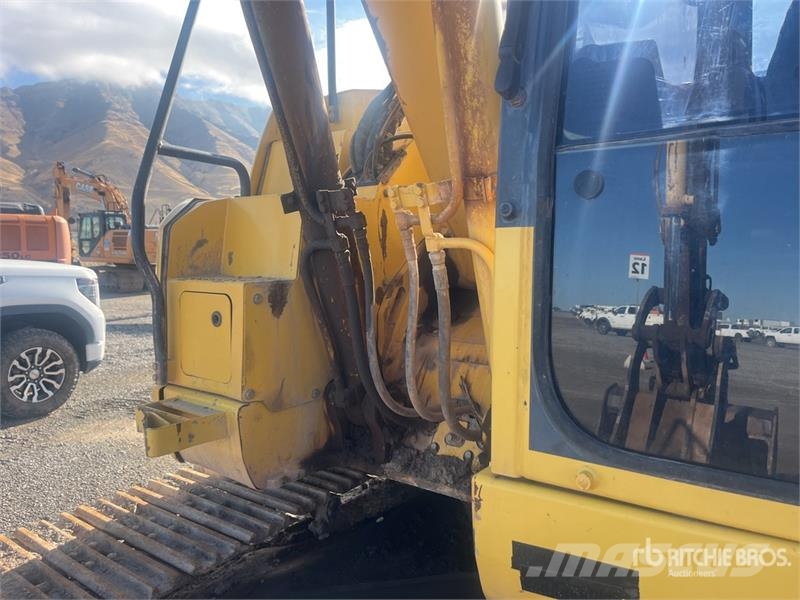 Komatsu PC138USLC-10 Tracked Excavator Paletli ekskavatörler