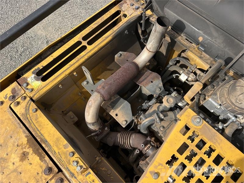 Komatsu PC170LC-10 Bageri gusjeničari