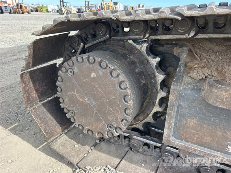 Komatsu PC170LC-10 Tracked Excavator Crawler excavators