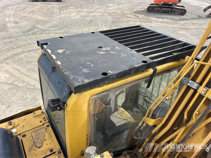Komatsu PC170LC-10 Tracked Excavator Crawler excavators