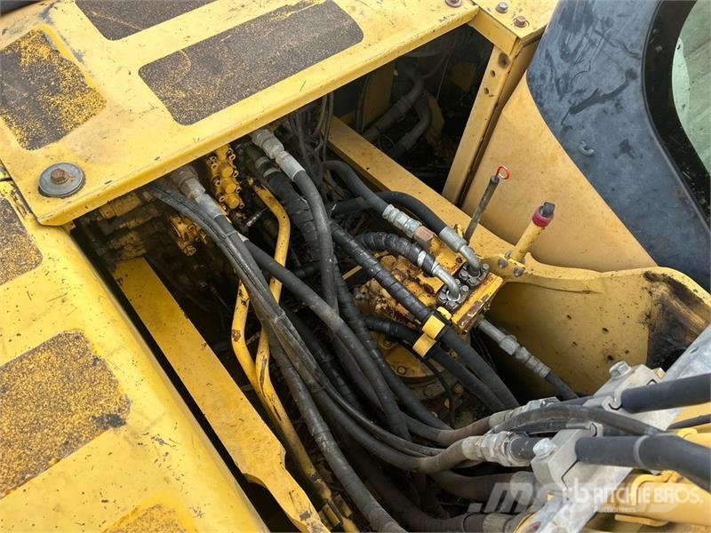Komatsu PC200-LC-7 Tracked Excavator Pásová rýpadla