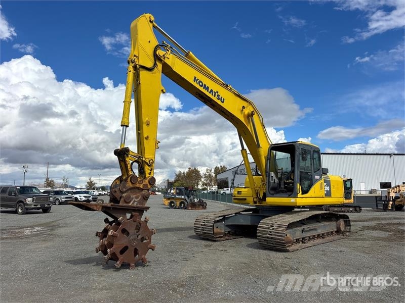 Komatsu PC200LC-7 Tracked Excavator Pásová rýpadla