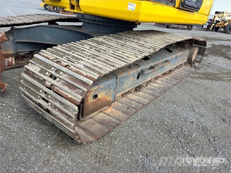 Komatsu PC200LC-7 Tracked Excavator Pásová rýpadla