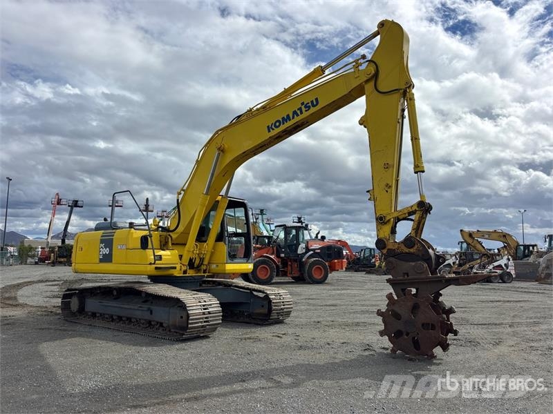 Komatsu PC200LC-7L Tracked Excavator Rupsgraafmachines