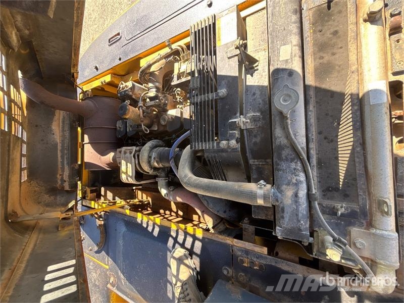 Komatsu PC200LC-7L Tracked Excavator Rupsgraafmachines