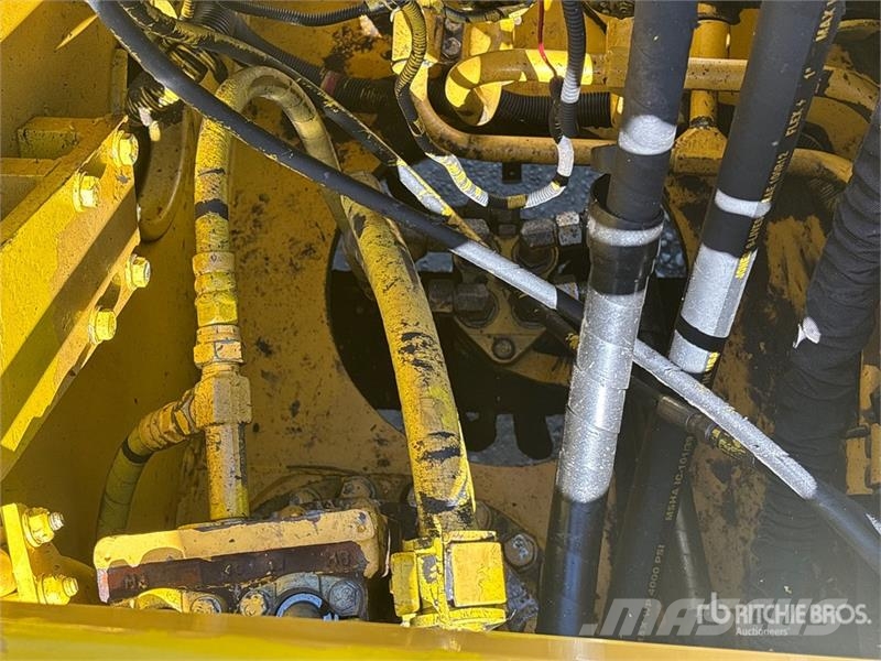 Komatsu PC200LC-7L Tracked Excavator Rupsgraafmachines