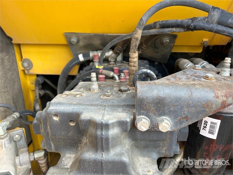Komatsu PC200LC Tracked Excavator Crawler excavators