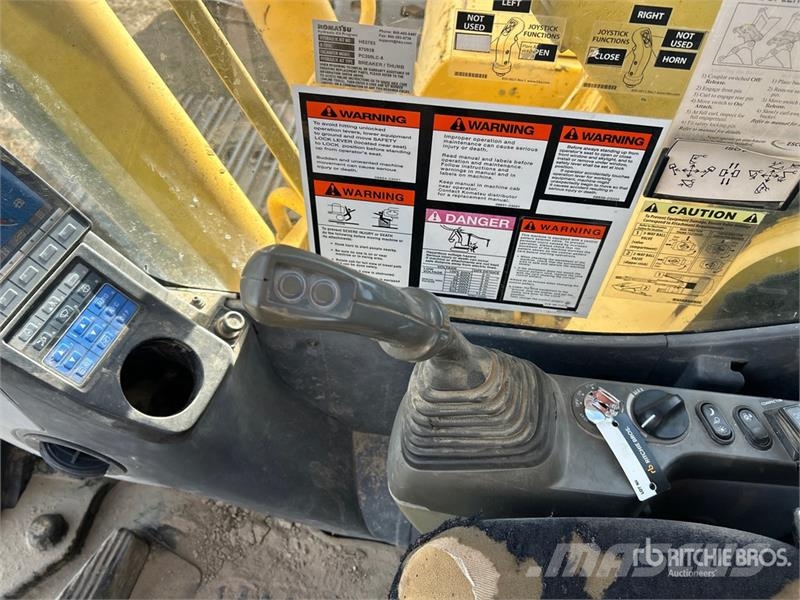 Komatsu PC200LC Tracked Excavator Crawler excavators