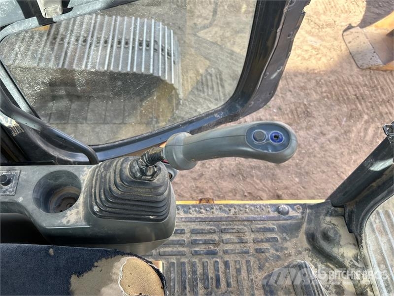 Komatsu PC200LC Tracked Excavator Crawler excavators