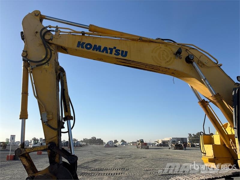 Komatsu PC228USLC-8 Tracked Excavator Lánctalpas kotrók