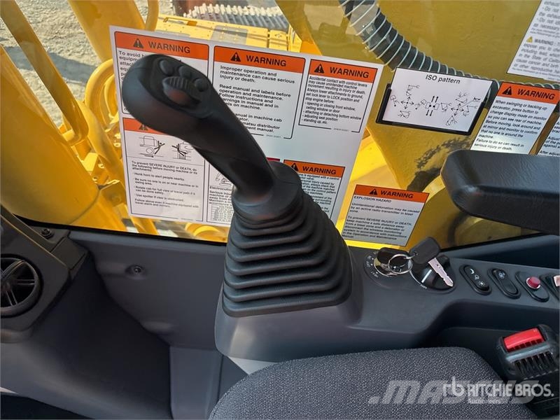 Komatsu PC240-LC-11 Tracked Excavator Bagri goseničarji