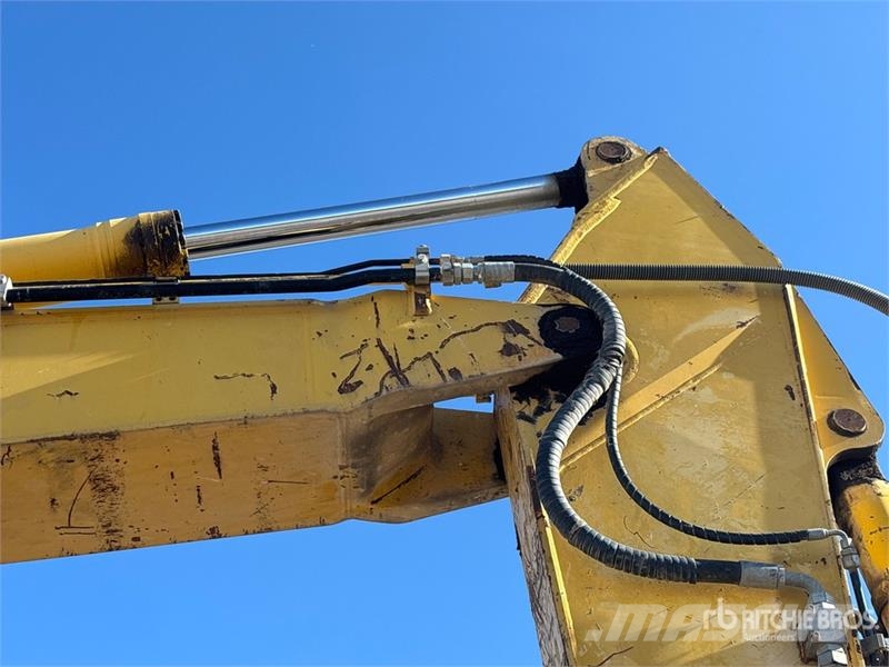 Komatsu PC300LC Tracked Excavator Paletli ekskavatörler