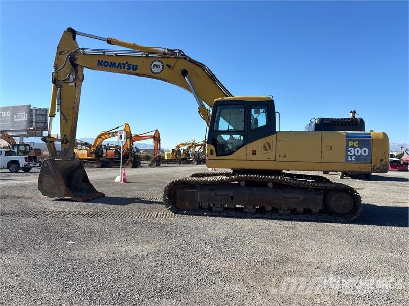 Komatsu PC300LC Tracked Excavator Paletli ekskavatörler