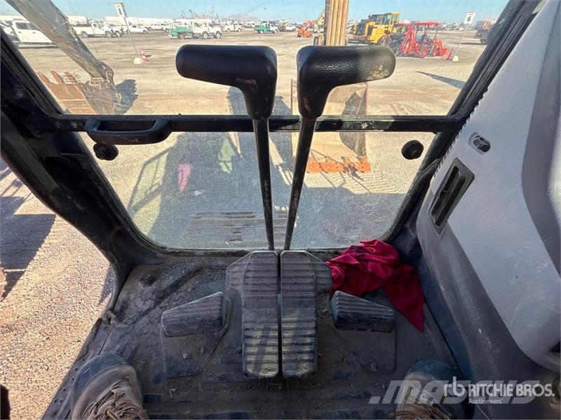 Komatsu PC300LC Tracked Excavator Paletli ekskavatörler