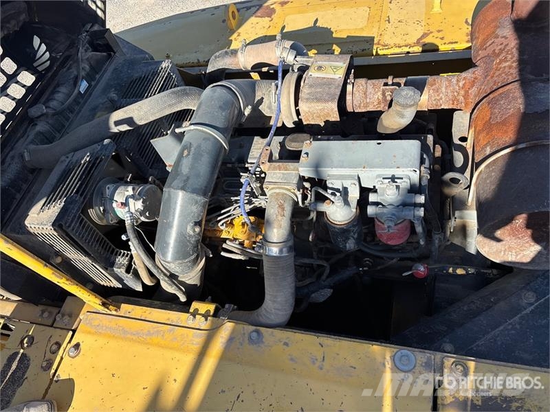 Komatsu PC300LC Tracked Excavator Paletli ekskavatörler