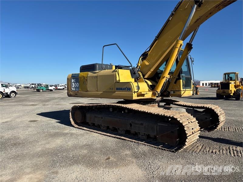 Komatsu PC300LC Tracked Excavator Paletli ekskavatörler