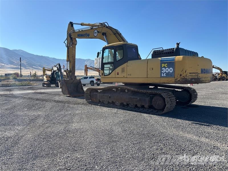 Komatsu PC300LC Tracked Excavator Paletli ekskavatörler