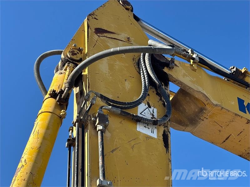 Komatsu PC300LC Tracked Excavator Paletli ekskavatörler