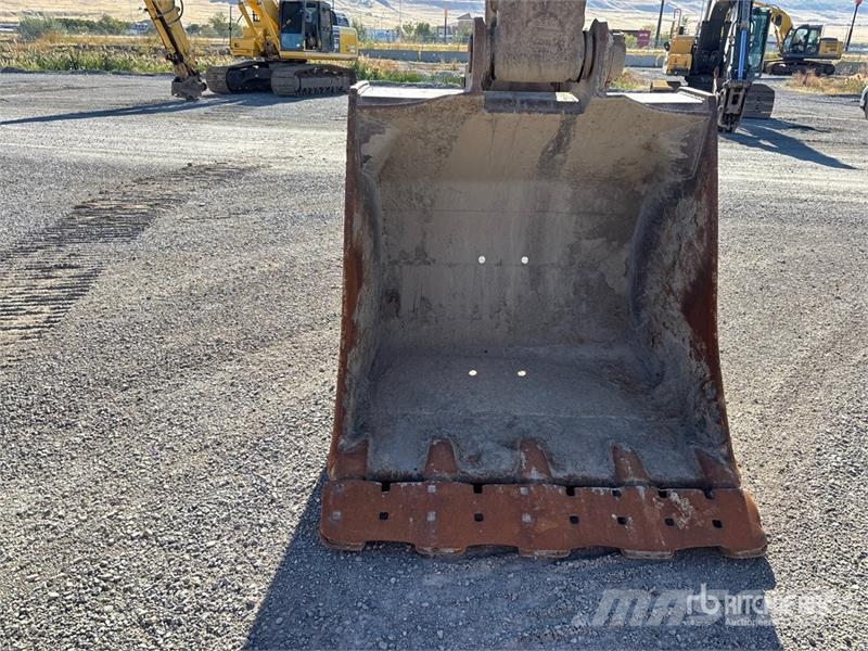 Komatsu PC300LC Tracked Excavator Paletli ekskavatörler