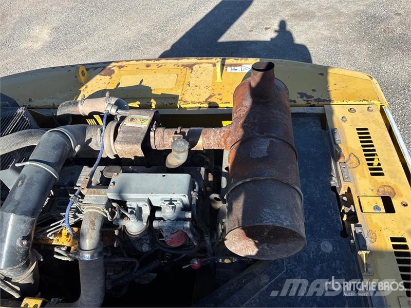 Komatsu PC300LC Tracked Excavator Paletli ekskavatörler