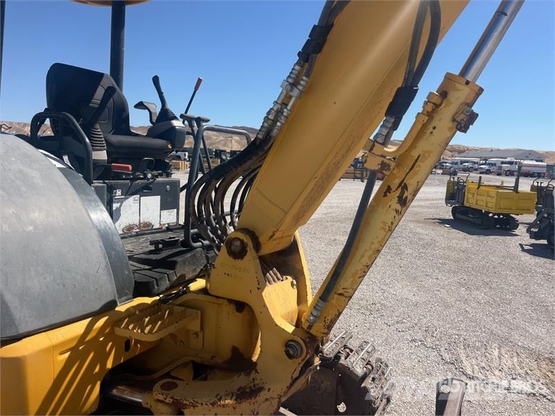 Komatsu PC50MR-2 Minigravemaskiner