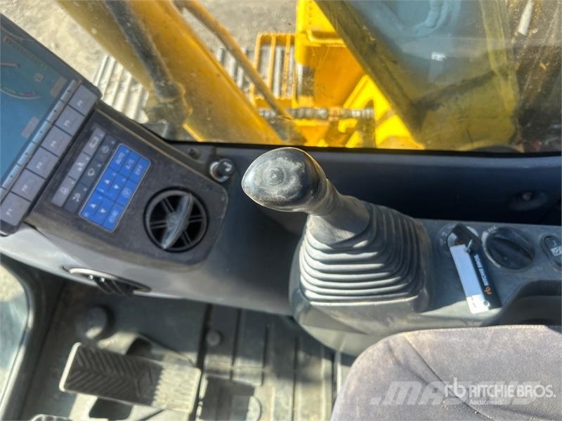 Komatsu PC60-8 Tracked Excavator Escavadeiras de esteiras