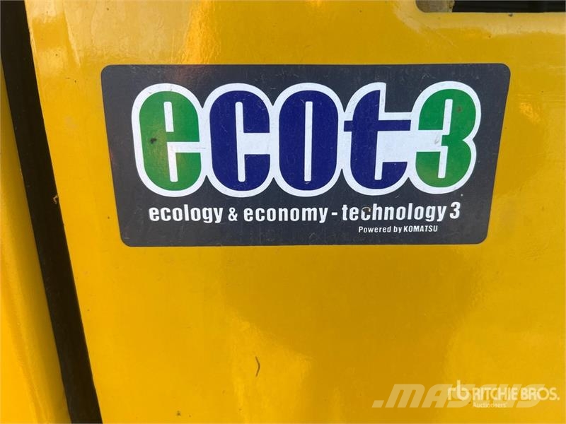 Komatsu PC60-8 Tracked Excavator Escavadeiras de esteiras