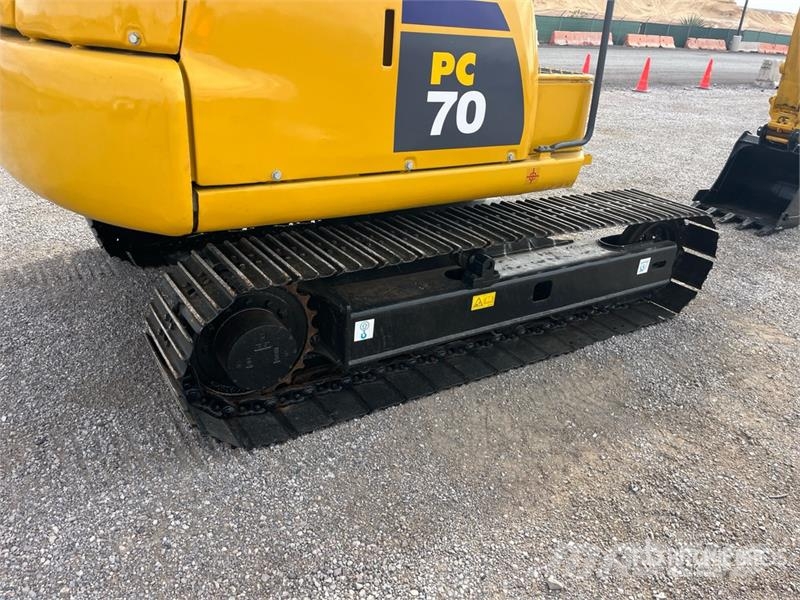 Komatsu PC70-8 Tracked Excavator Bagri goseničarji