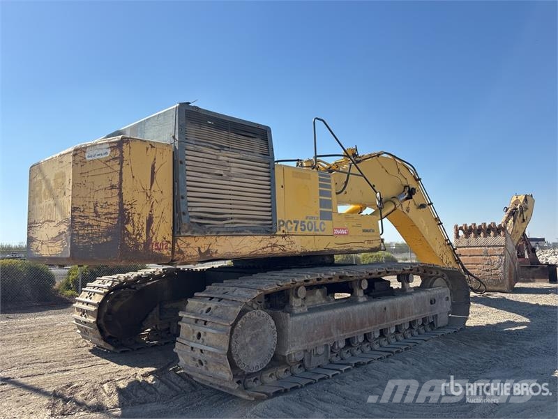 Komatsu PC750LC-6 Tracked Excavator Lánctalpas kotrók