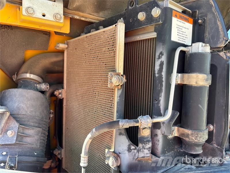 Komatsu PC88MR-8 Mini Excavator Mini ekskavatori < 7 t