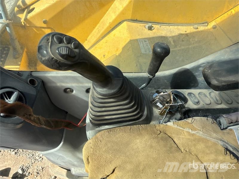 Komatsu PC88MR-8 Tracked Excavator Верижен екскаватор
