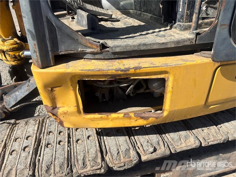Komatsu PC88MR-8 Tracked Excavator Верижен екскаватор