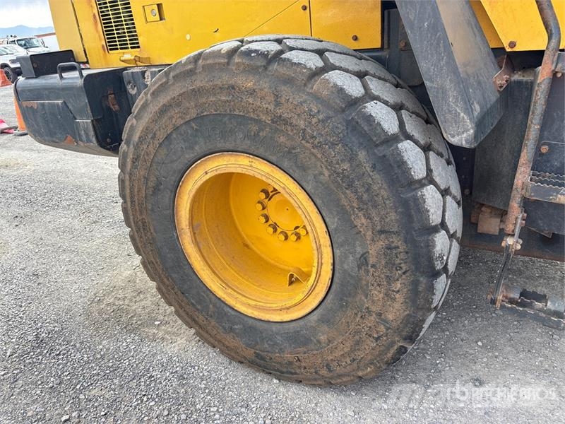 Komatsu WA270-7 Wheel Loader Chargeuse sur pneus