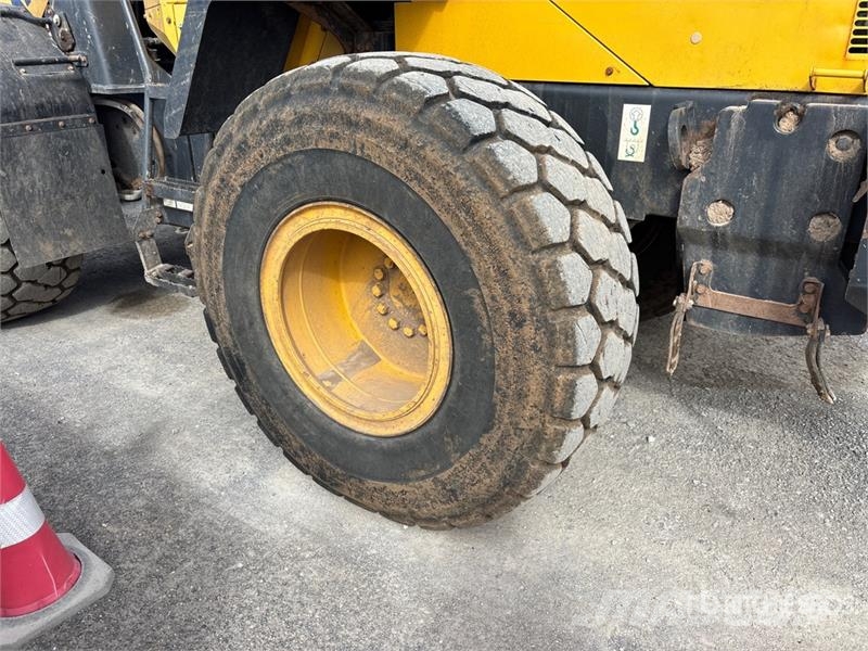 Komatsu WA270-7 Wheel Loader Chargeuse sur pneus